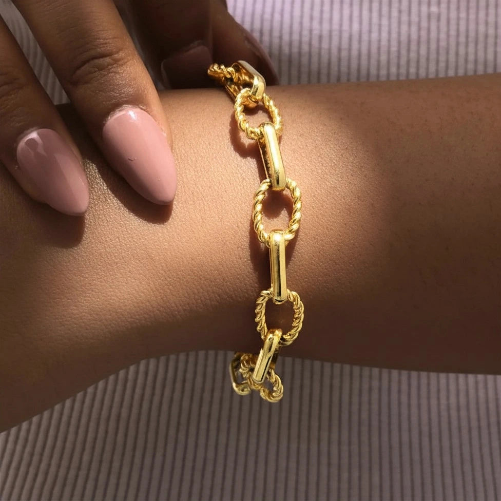 Elira Link Bracelet