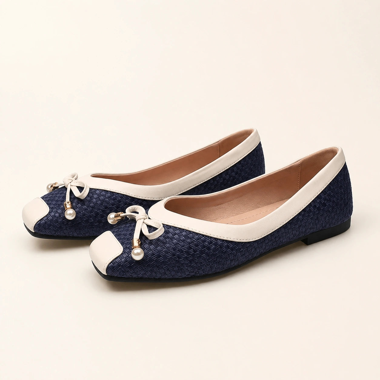 Elia Bow Flats