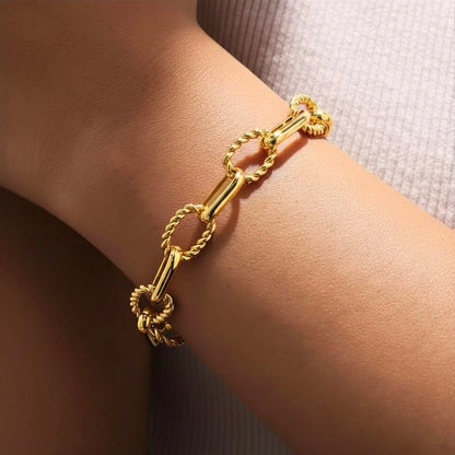 Elira Link Bracelet