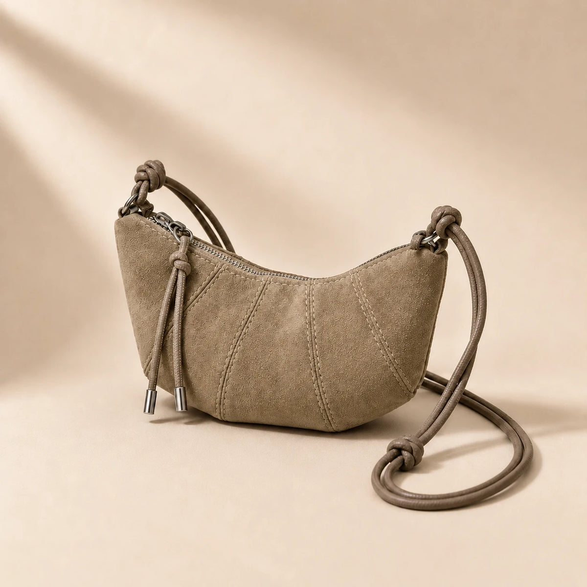 Ari Shoulder Bag