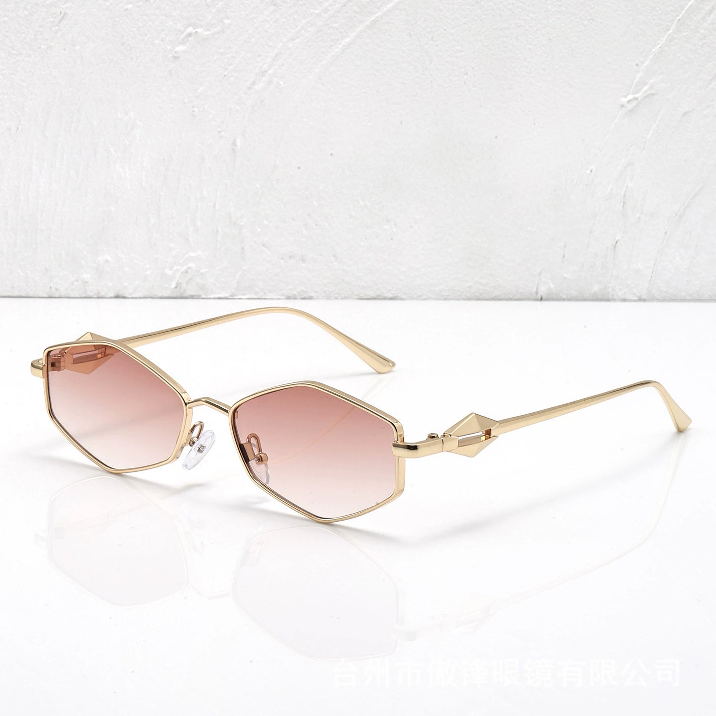 Lunor Hex Shades