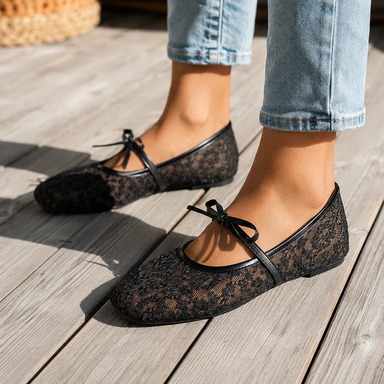 Amelie Lace Flats